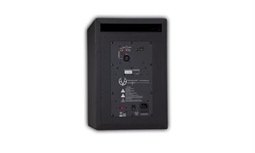 SC208 active studio loudspeaker / პროფესიონალური აქტიური მონიტორი